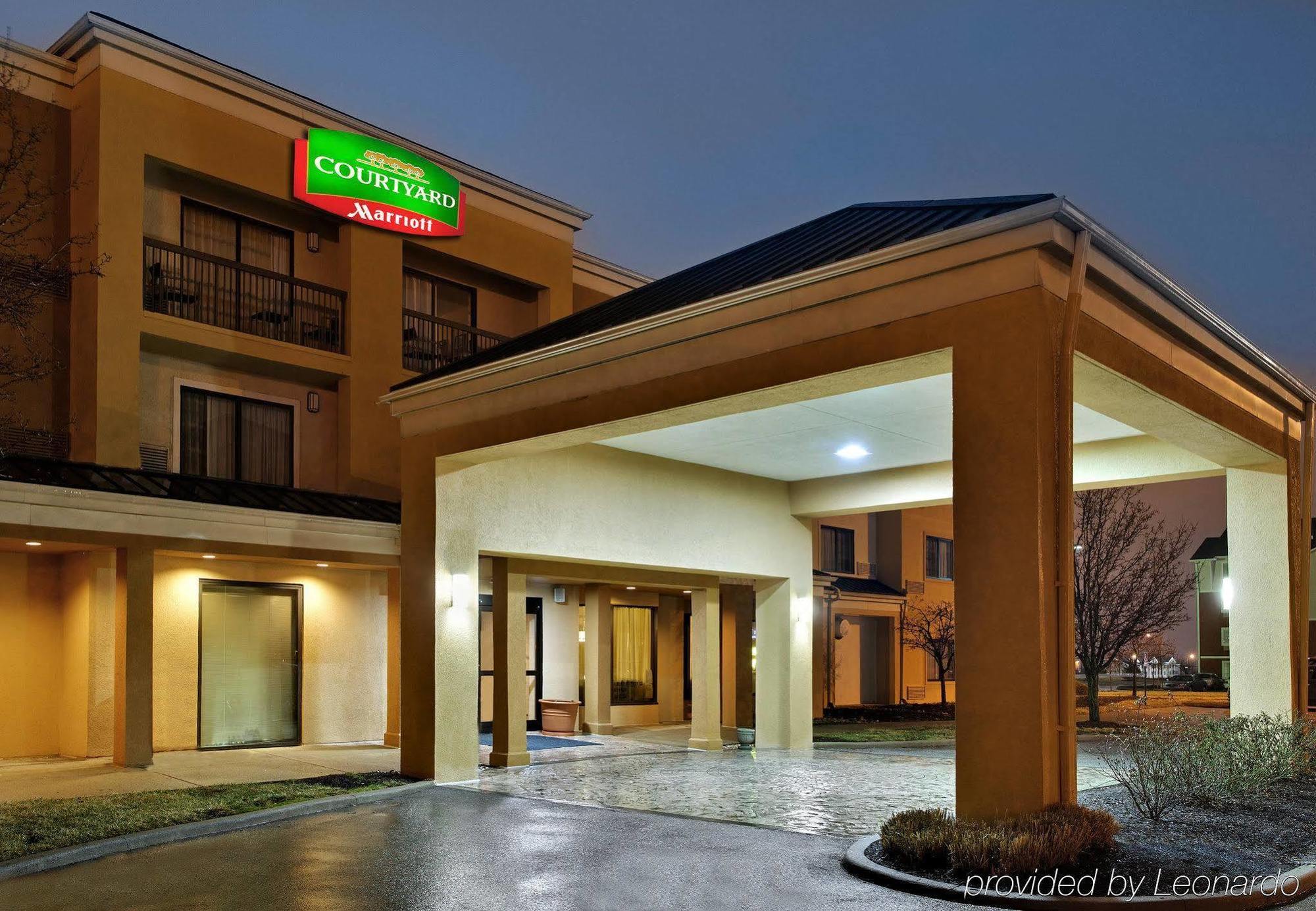Courtyard Cincinnati Airport South/Флорънс Екстериор снимка